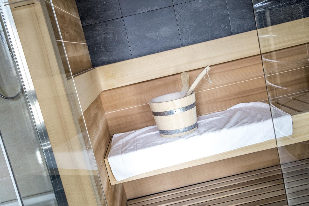 Grand Chalet Delle Rocche ロッカ・ディ・メッツォ エクステリア 写真